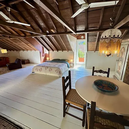 Apartment The Loft In Trafaria, Lisbon *